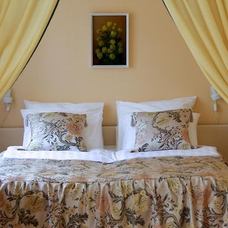 Hotel Nette Parnawa Zewnętrze zdjęcie