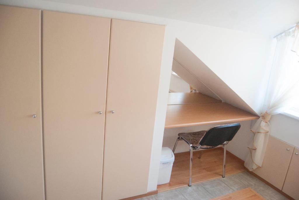 Hotel Nette Parnawa Zewnętrze zdjęcie