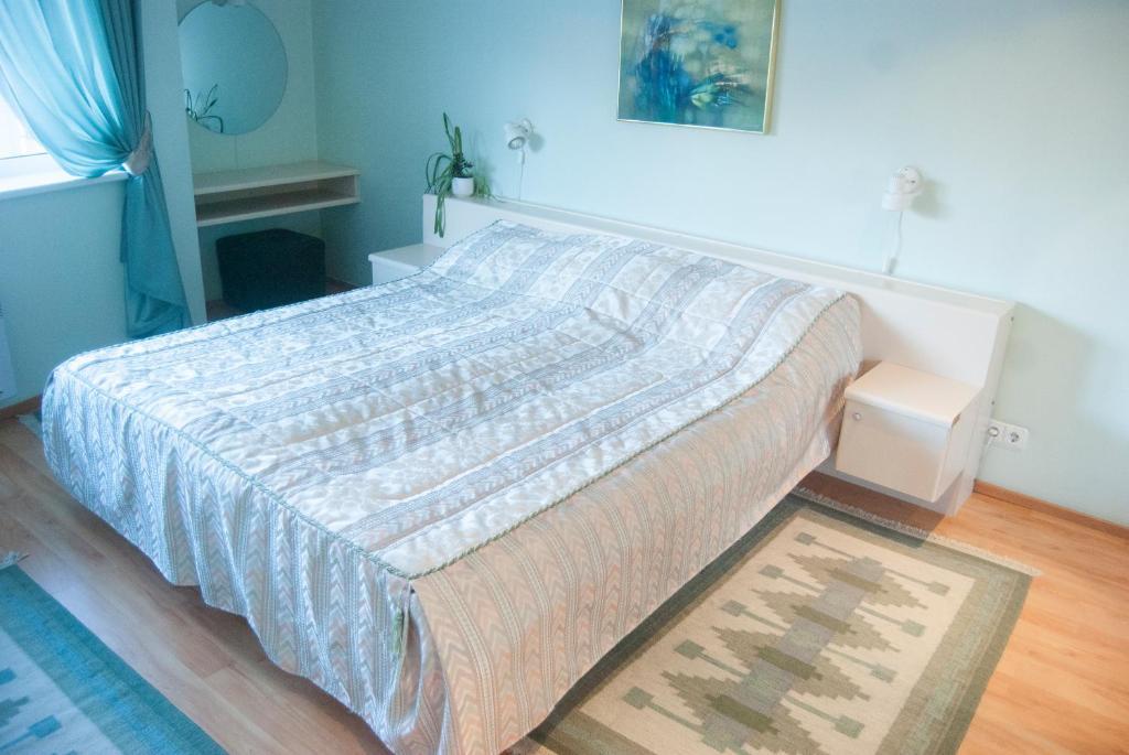 Hotel Nette Parnawa Zewnętrze zdjęcie