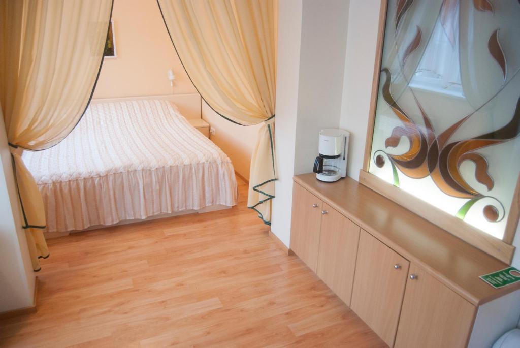 Hotel Nette Parnawa Zewnętrze zdjęcie