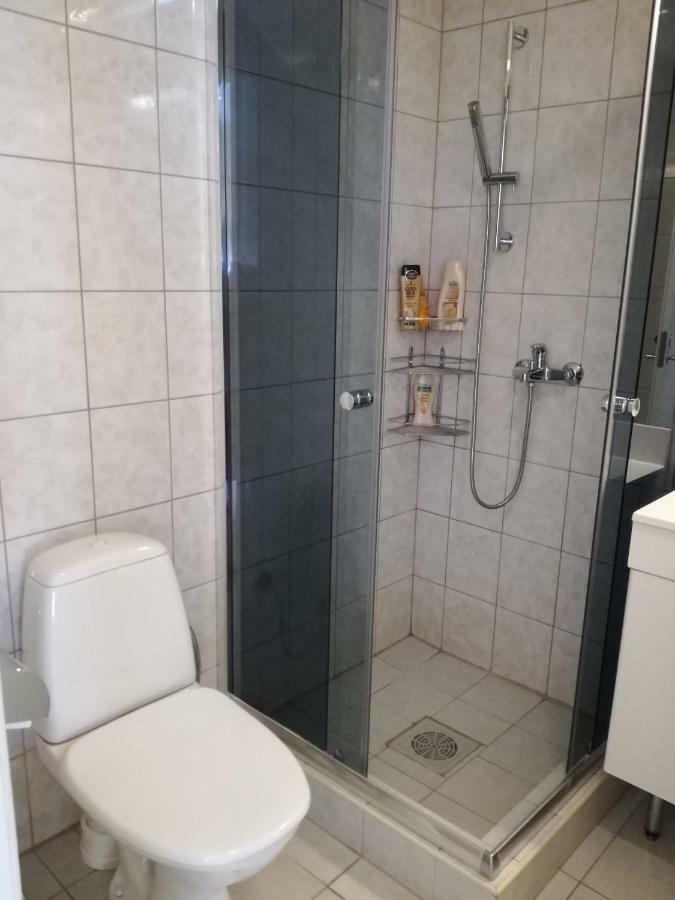 Hotel Nette Parnawa Zewnętrze zdjęcie